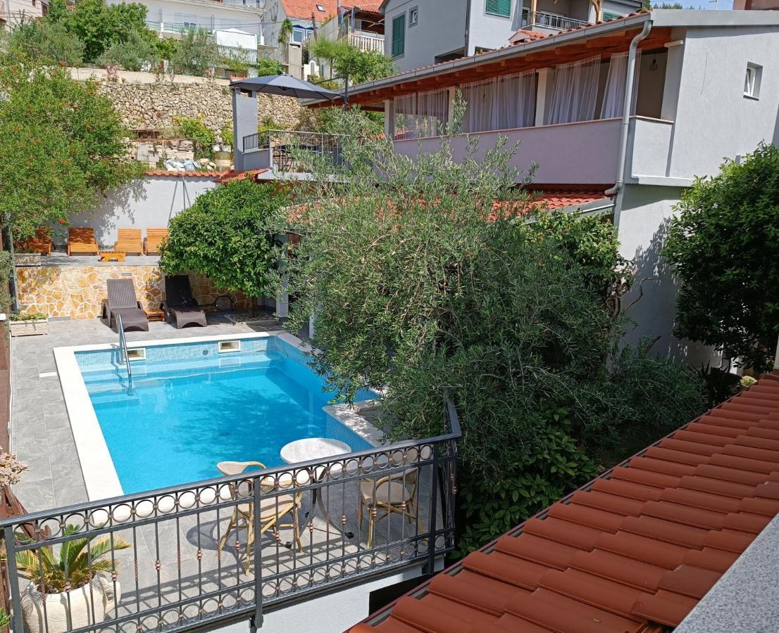 Villa Vlade- From The Heated Pool To The Beach In 1 Minute Jesenice  Dış mekan fotoğraf